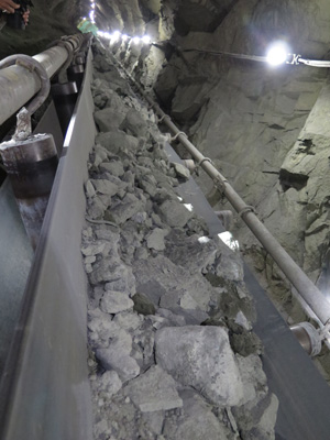 Kimblerlite in conveyor, Cullinan Mine, South Africa 2013